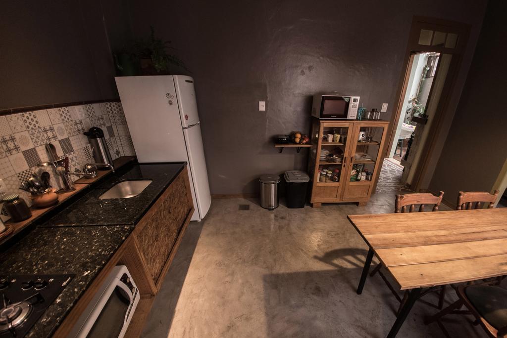 Frida Casa Hostel ペロタス エクステリア 写真